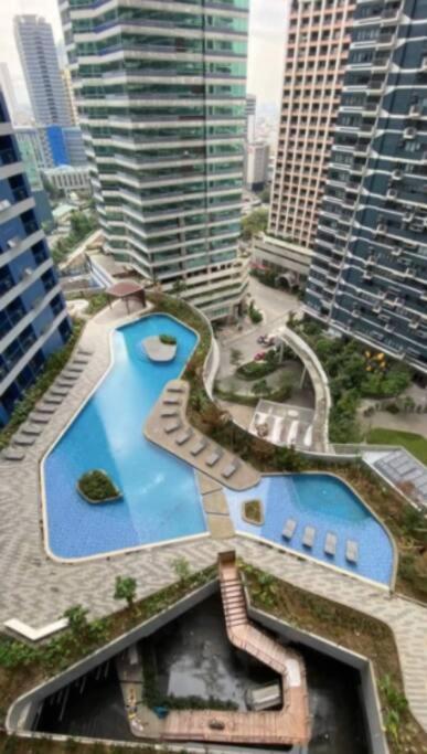 Great View 1 Bedroom Condo In Makati Near Trident Tower Manila Ngoại thất bức ảnh