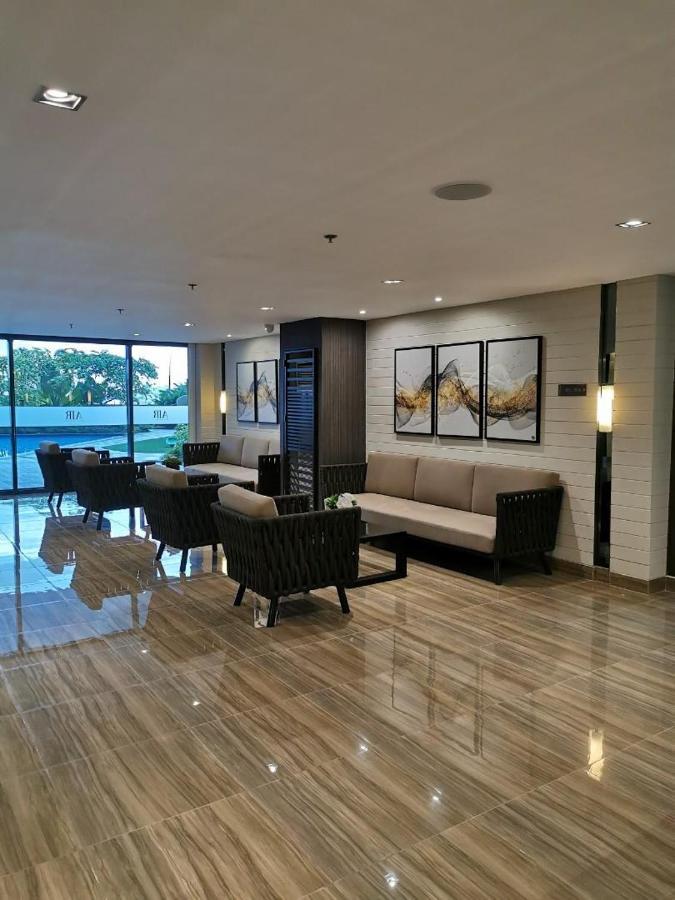 Great View 1 Bedroom Condo In Makati Near Trident Tower Manila Ngoại thất bức ảnh